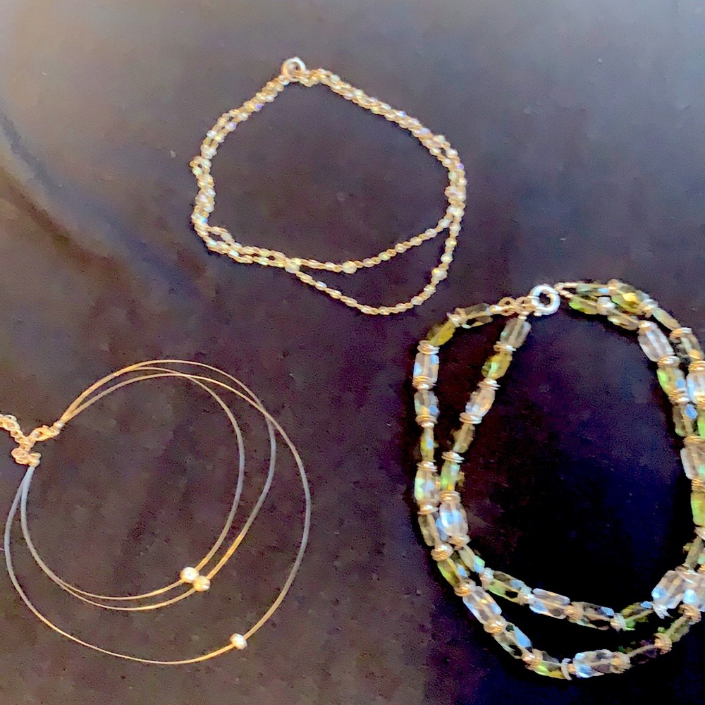 Costume jewelry necklaces. 3 pieces